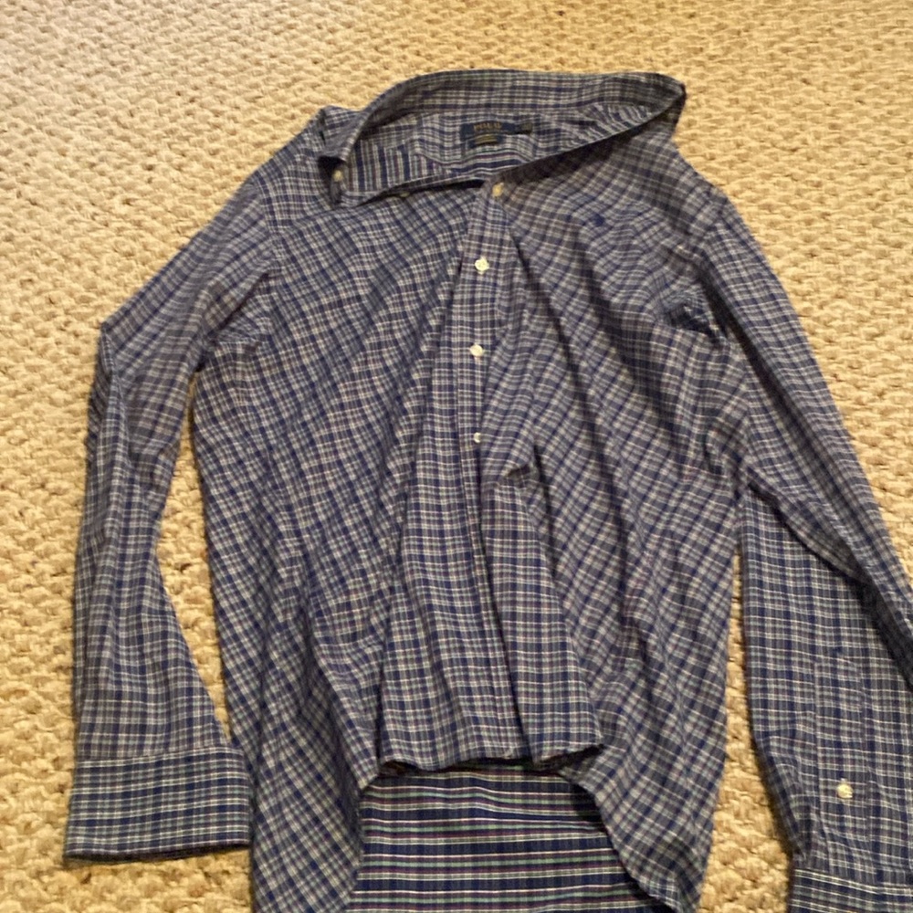 Never worn men’s polo size large dress shirt